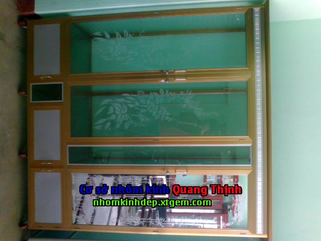 tu nhom quan ao